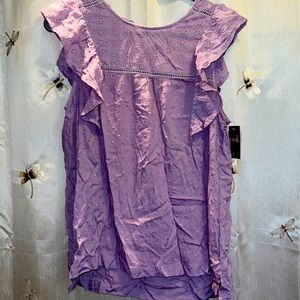 NWT Sleeve-less top from Oddy. Size large.